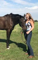 Kaylee Pillon with a horse